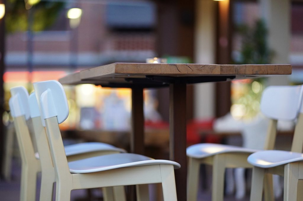 Le café dans la littérature et le cinéma
